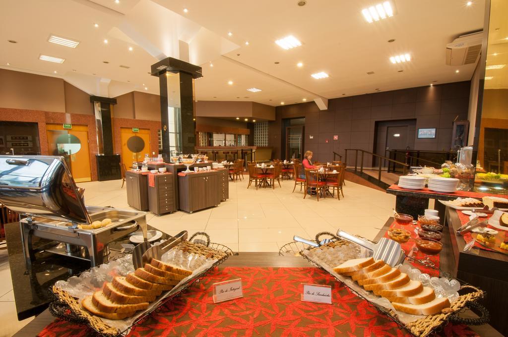 Hotel Jacques Georges Tower Pelotas Zewnętrze zdjęcie