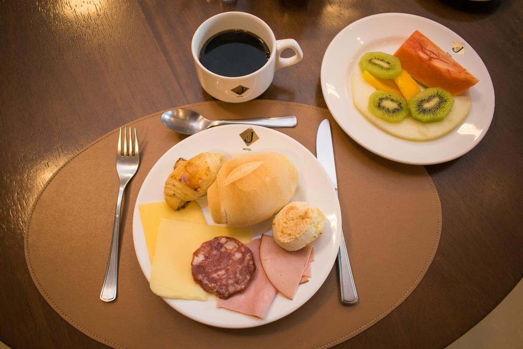 Hotel Jacques Georges Tower Pelotas Zewnętrze zdjęcie